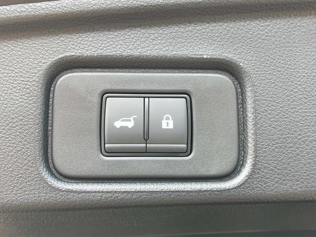 new 2025 Nissan Pathfinder car, priced at $39,276