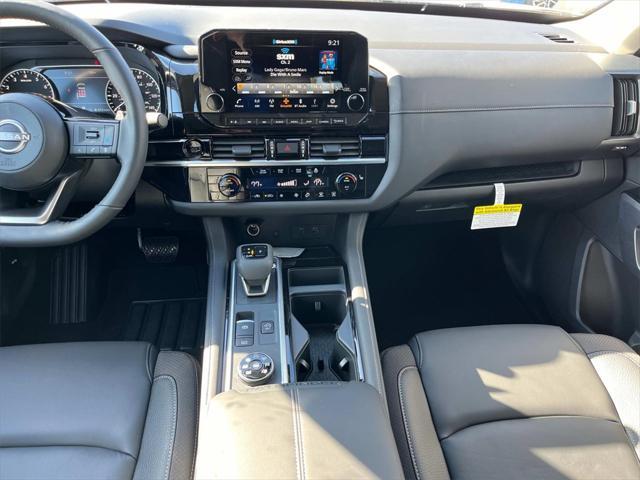 new 2025 Nissan Pathfinder car, priced at $42,433