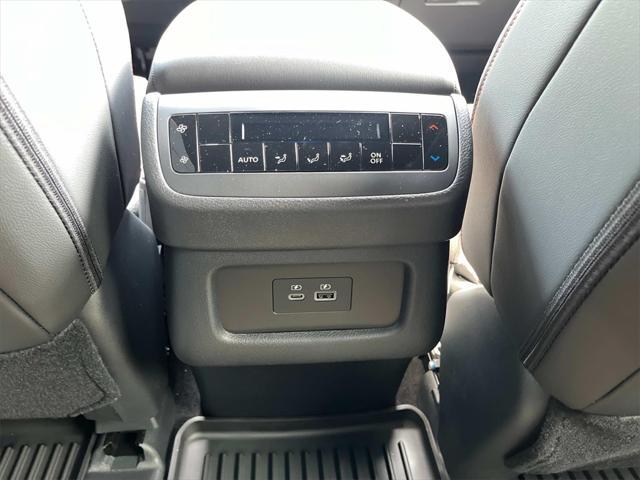 new 2025 Nissan Pathfinder car, priced at $44,186