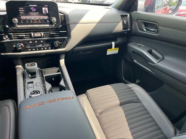 new 2025 Nissan Pathfinder car, priced at $44,186