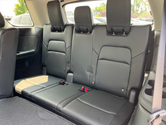 new 2025 Nissan Pathfinder car, priced at $41,153