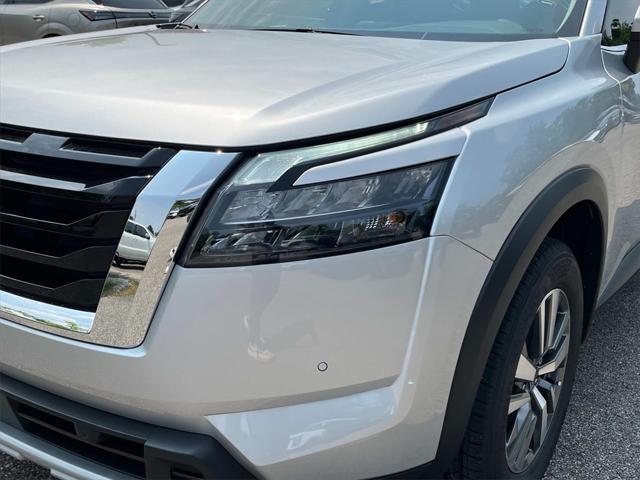 new 2025 Nissan Pathfinder car, priced at $41,153