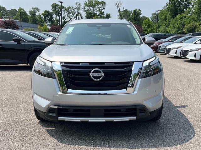 new 2025 Nissan Pathfinder car, priced at $41,153