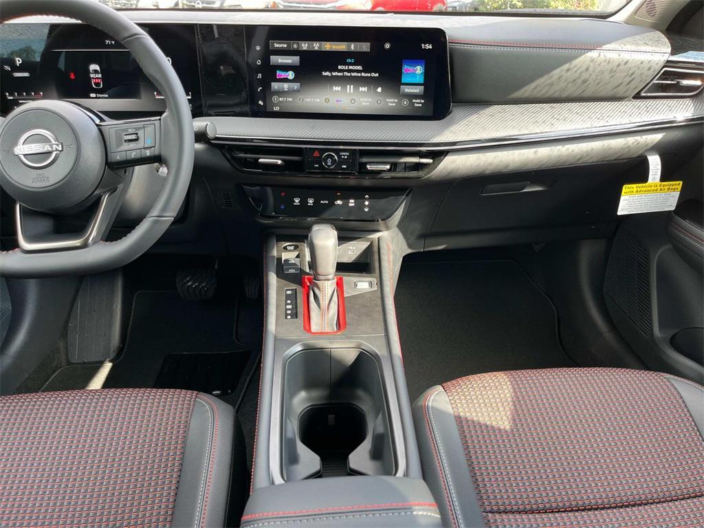 new 2025 Nissan Kicks car, priced at $27,687
