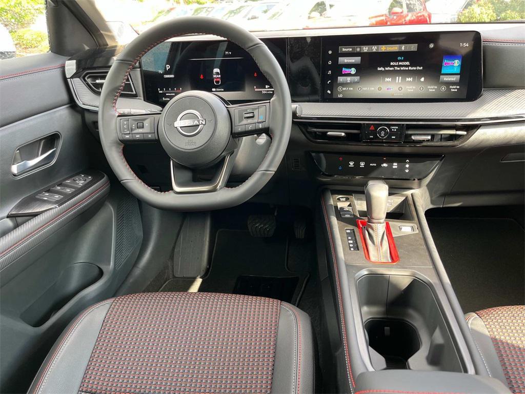 new 2025 Nissan Kicks car, priced at $27,687