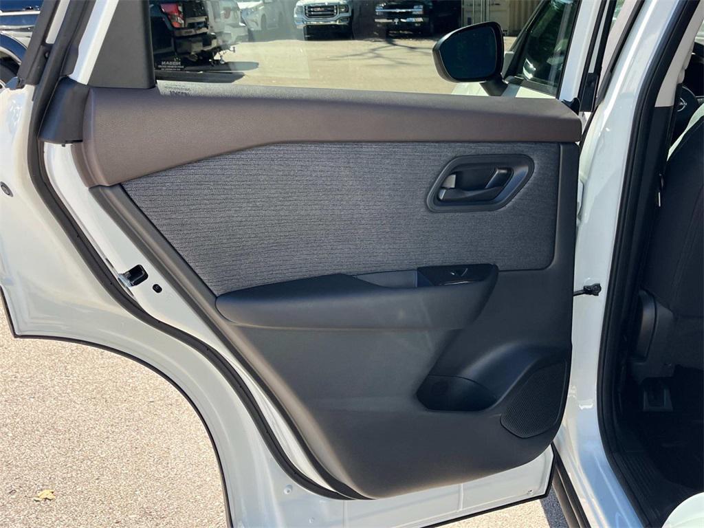 used 2023 Nissan Rogue car, priced at $22,417