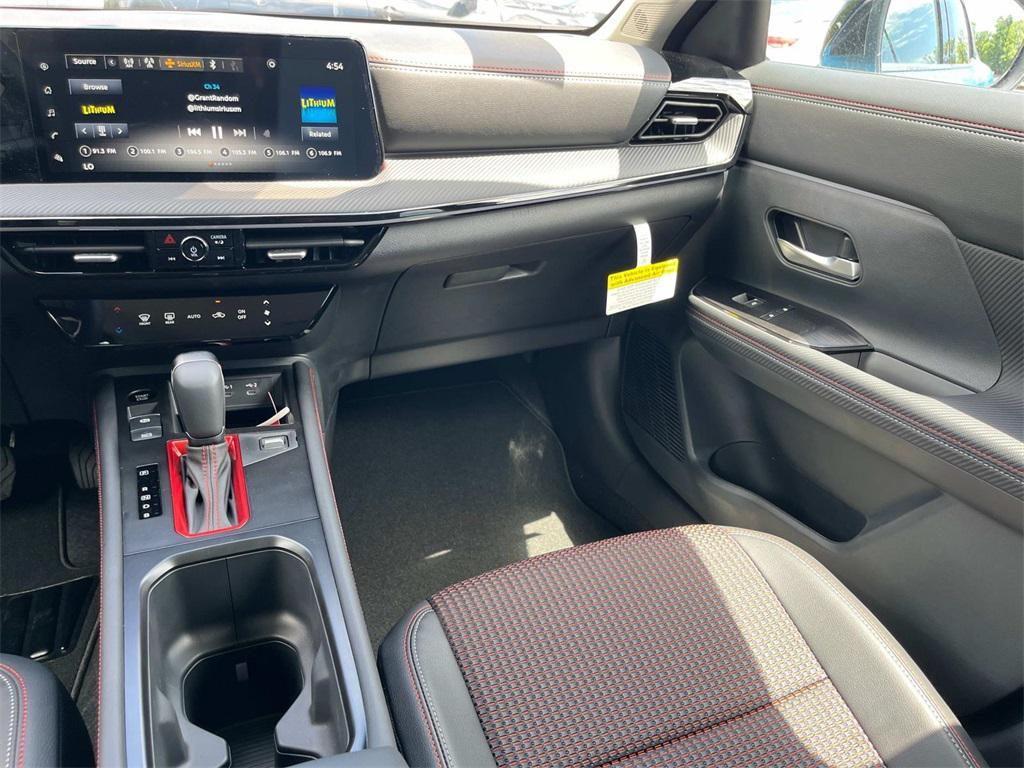 new 2025 Nissan Kicks car, priced at $28,003