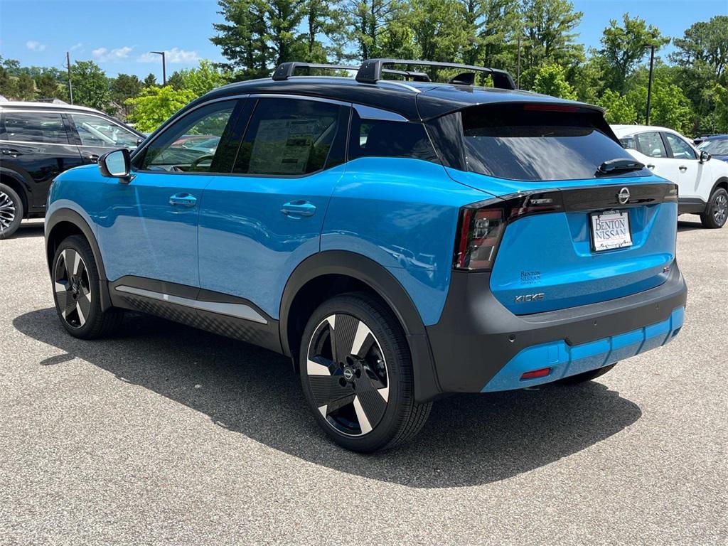 new 2025 Nissan Kicks car, priced at $28,003