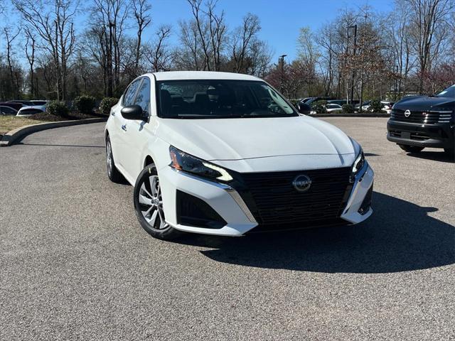 new 2025 Nissan Altima car, priced at $26,380