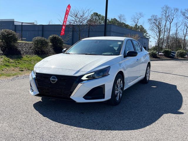 new 2025 Nissan Altima car, priced at $26,380