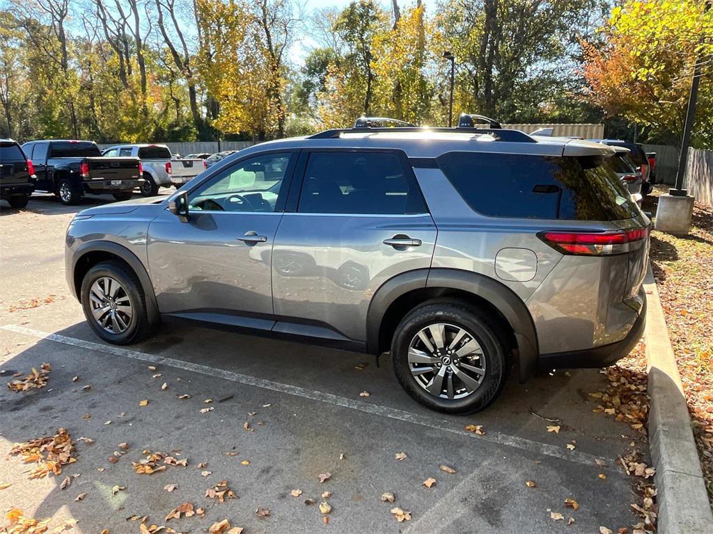 used 2025 Nissan Pathfinder car, priced at $32,905