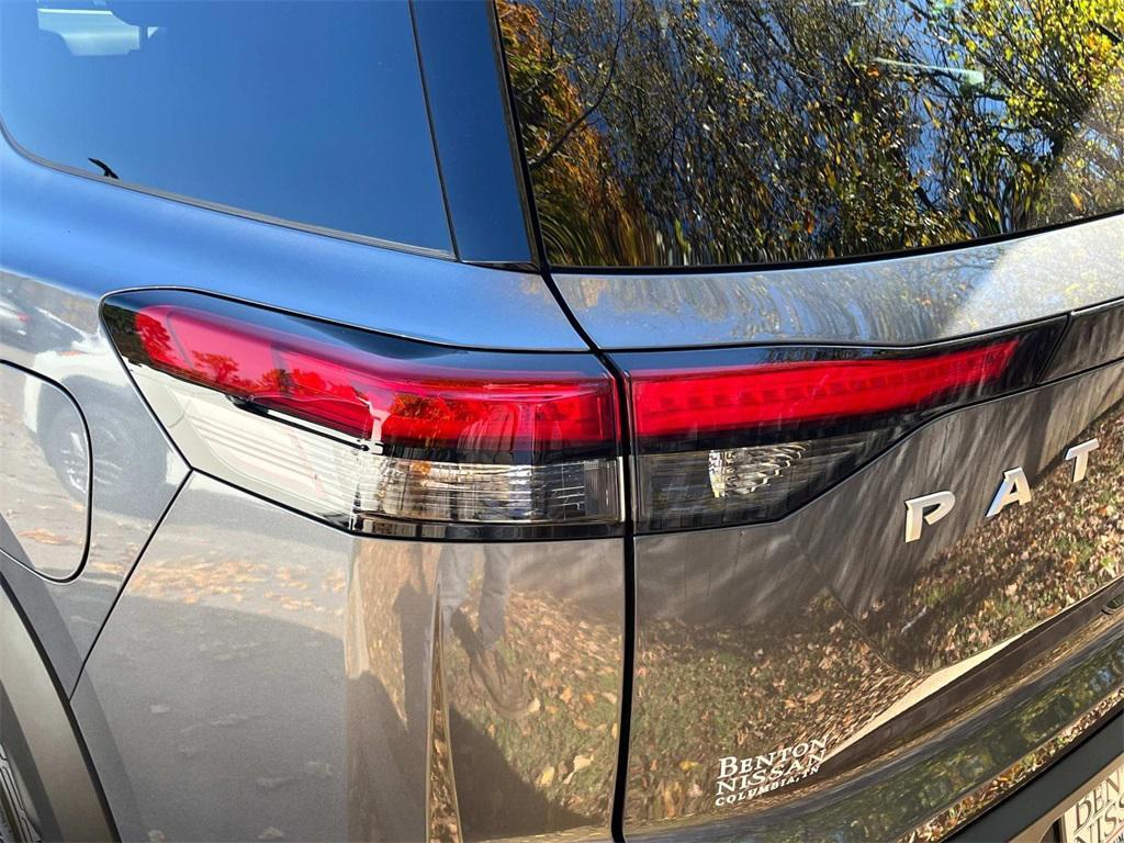 used 2025 Nissan Pathfinder car, priced at $32,905