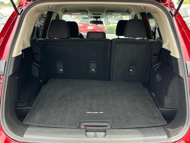 used 2025 Nissan Rogue car, priced at $30,000