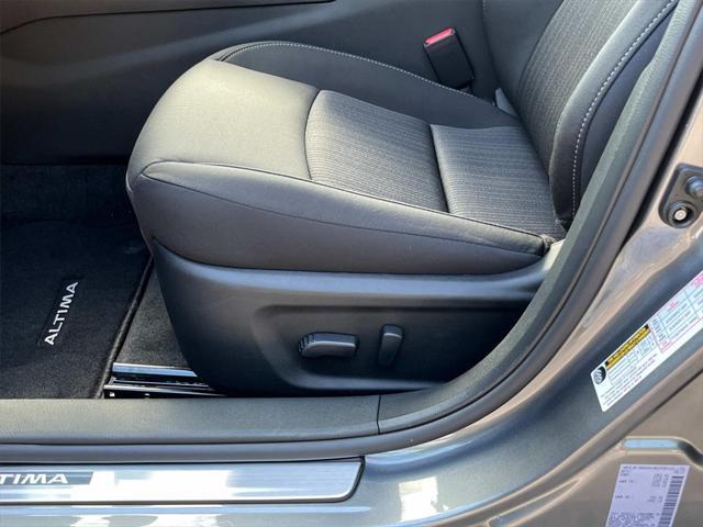new 2025 Nissan Altima car, priced at $28,401