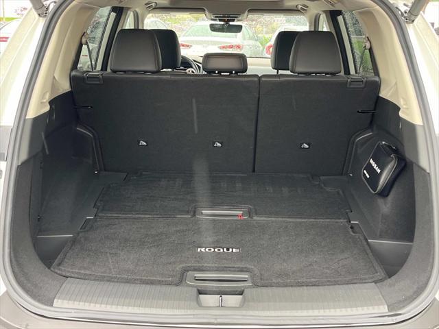 used 2022 Nissan Rogue car, priced at $32,400