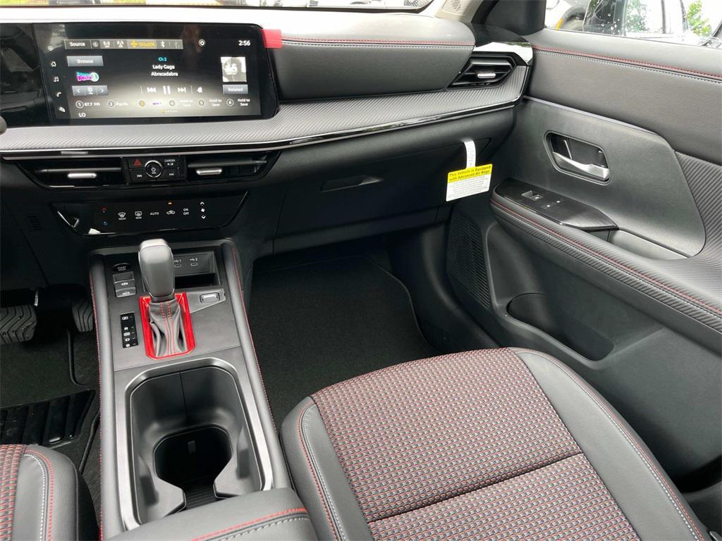new 2025 Nissan Kicks car, priced at $26,281
