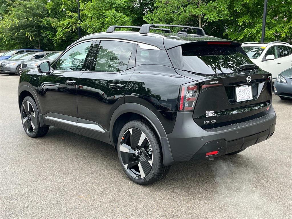 new 2025 Nissan Kicks car, priced at $26,281