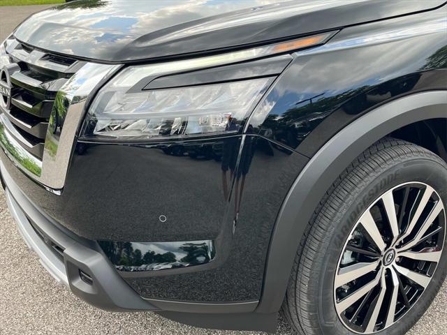 new 2025 Nissan Pathfinder car, priced at $48,531