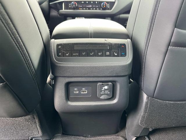 new 2025 Nissan Pathfinder car, priced at $48,531
