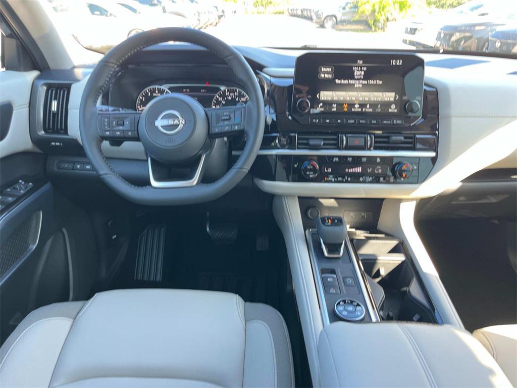 new 2025 Nissan Pathfinder car, priced at $38,955
