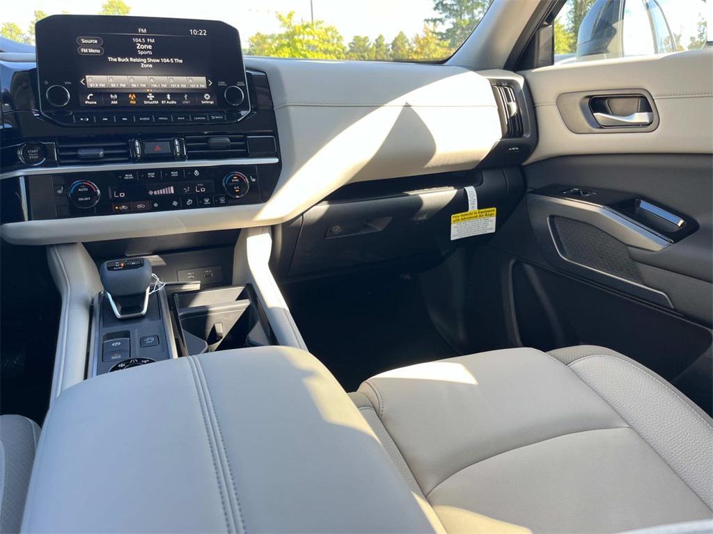 new 2025 Nissan Pathfinder car, priced at $38,955