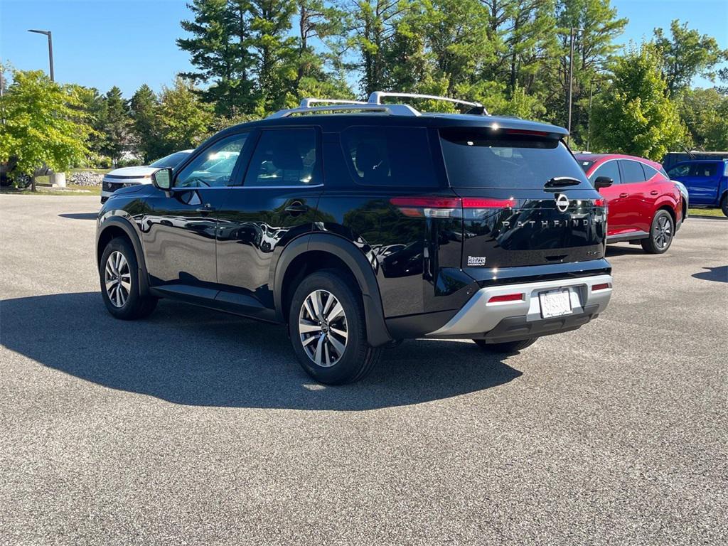 new 2025 Nissan Pathfinder car, priced at $38,955