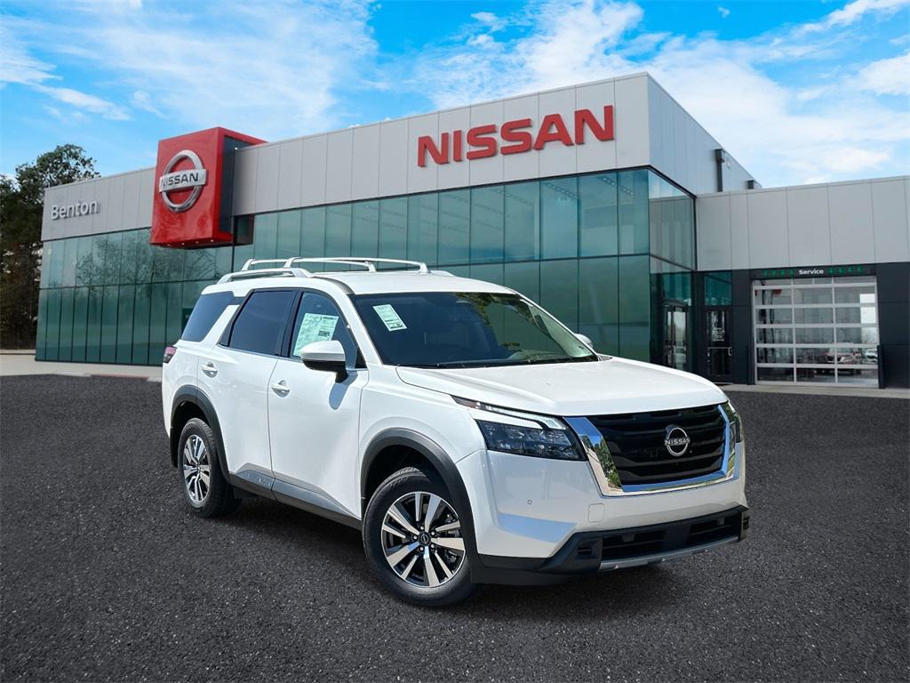 new 2025 Nissan Pathfinder car, priced at $41,730