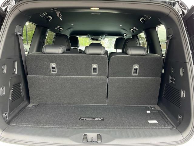 new 2025 Nissan Armada car, priced at $73,512
