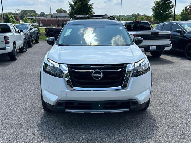 new 2025 Nissan Pathfinder car, priced at $49,370
