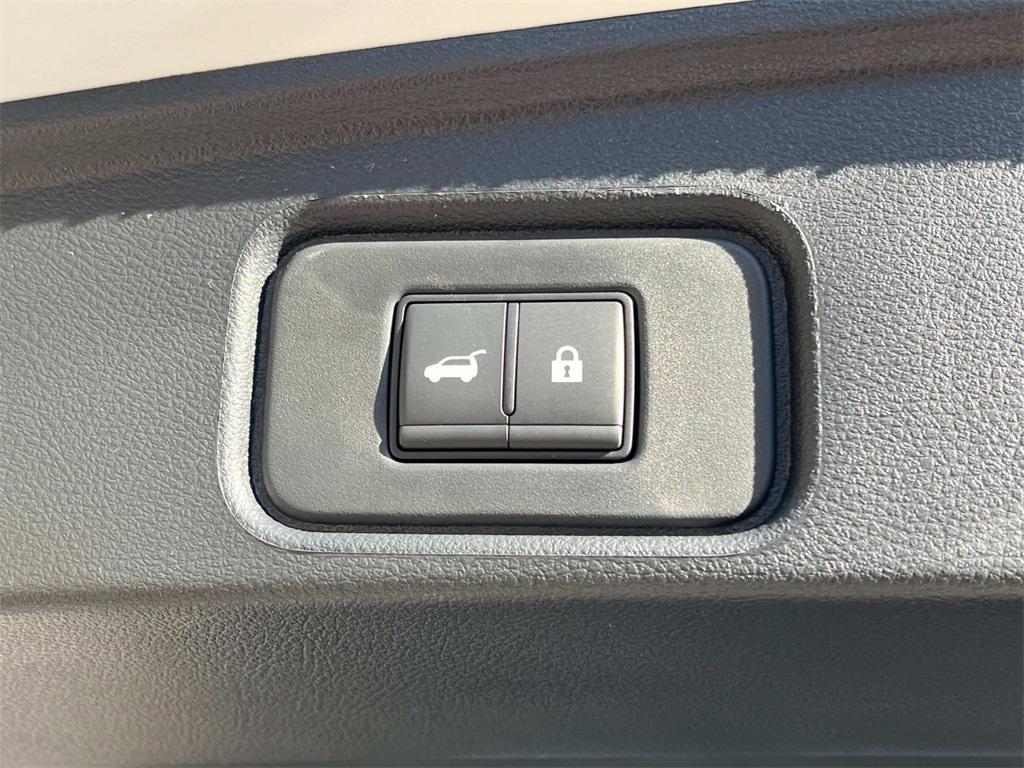 new 2025 Nissan Pathfinder car, priced at $41,812