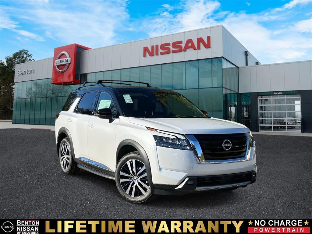 new 2025 Nissan Pathfinder car, priced at $41,812