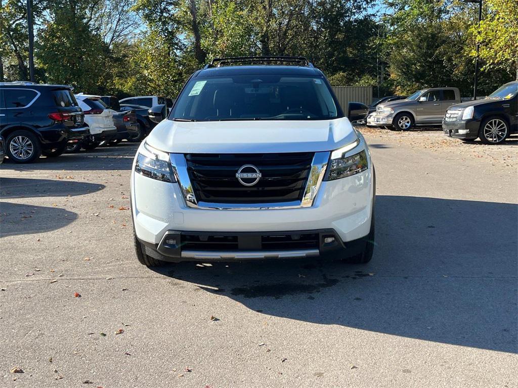 new 2025 Nissan Pathfinder car, priced at $41,812