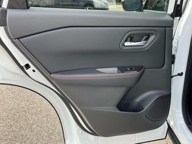 new 2025 Nissan Rogue car, priced at $33,462
