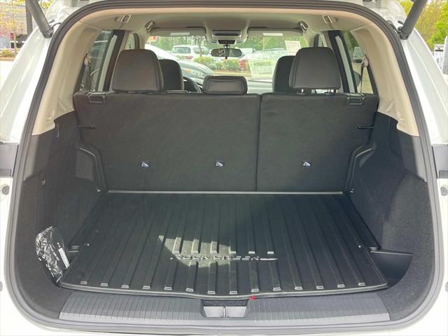 new 2025 Nissan Rogue car, priced at $33,462