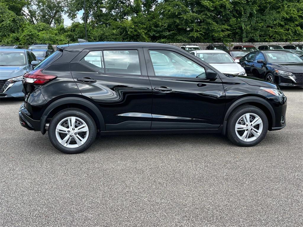 new 2025 Nissan Kicks car, priced at $22,613