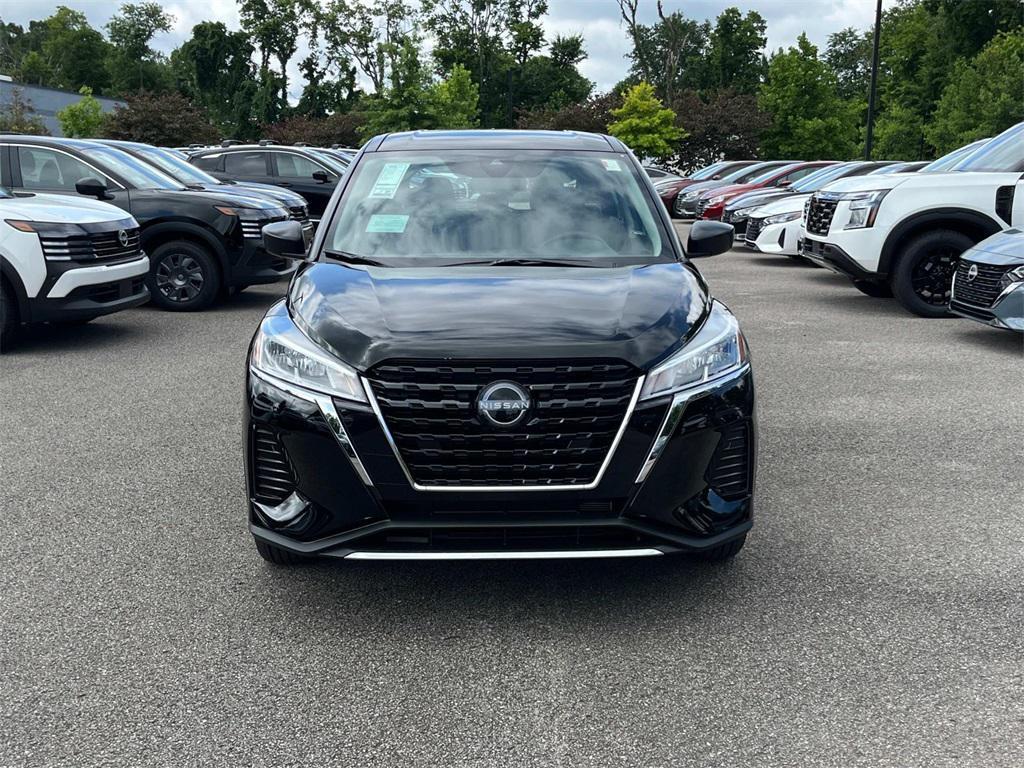 new 2025 Nissan Kicks car, priced at $22,613
