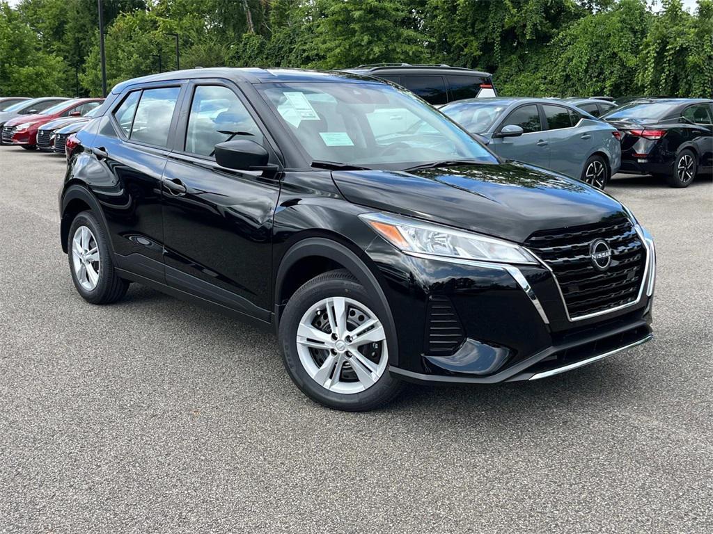 new 2025 Nissan Kicks car, priced at $22,613