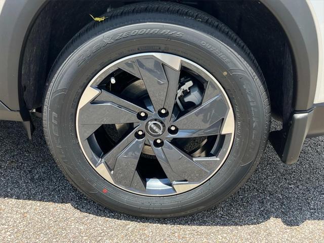 new 2025 Nissan Rogue car, priced at $32,329