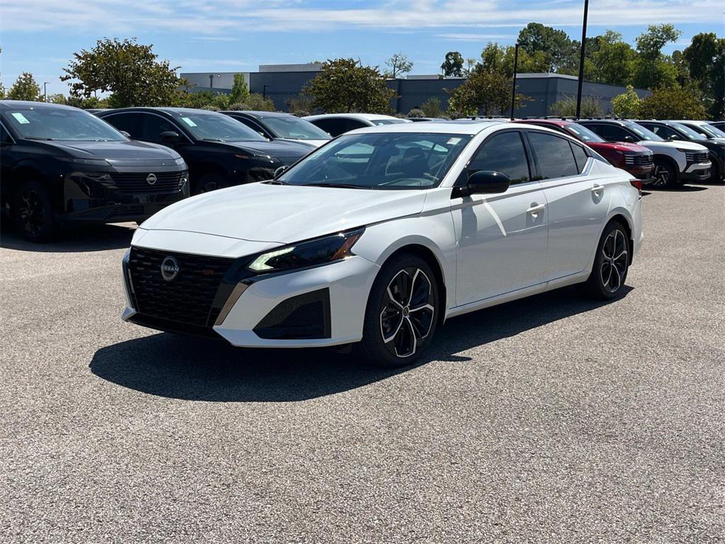 new 2025 Nissan Altima car, priced at $31,752