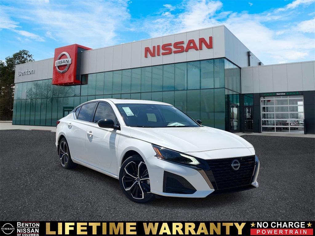 new 2025 Nissan Altima car, priced at $31,752