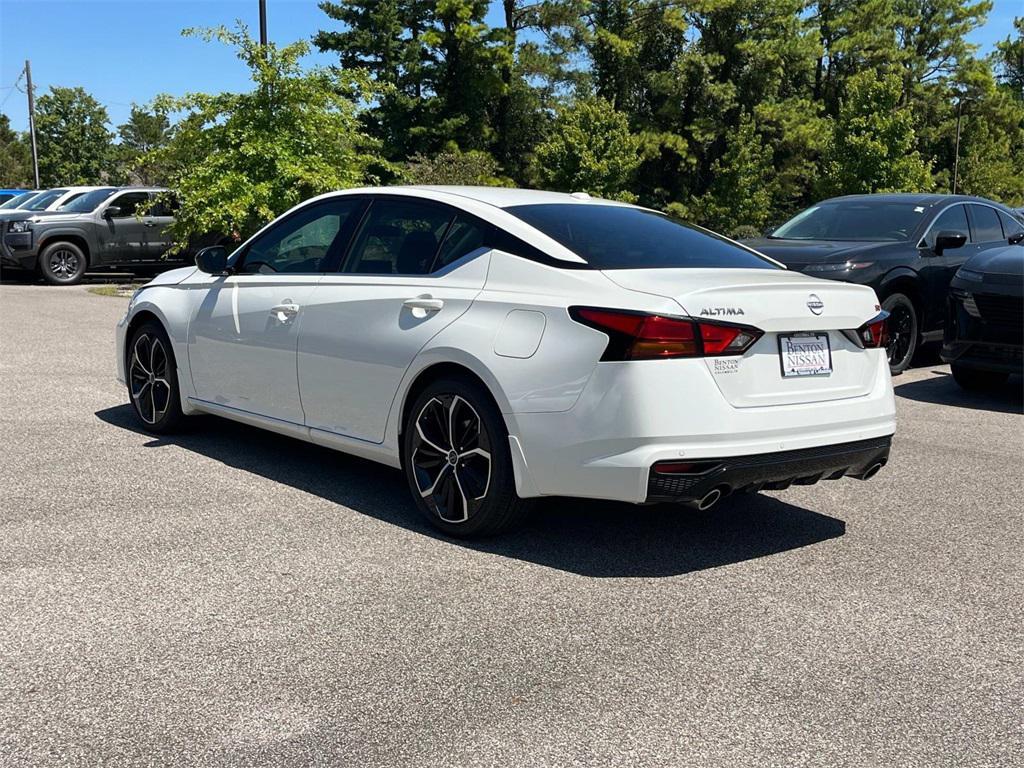 new 2025 Nissan Altima car, priced at $31,752