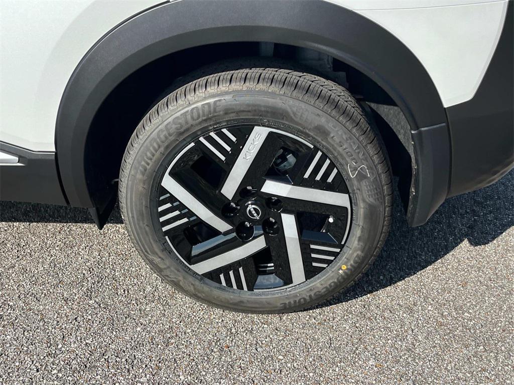 new 2026 Nissan Kicks car, priced at $27,659