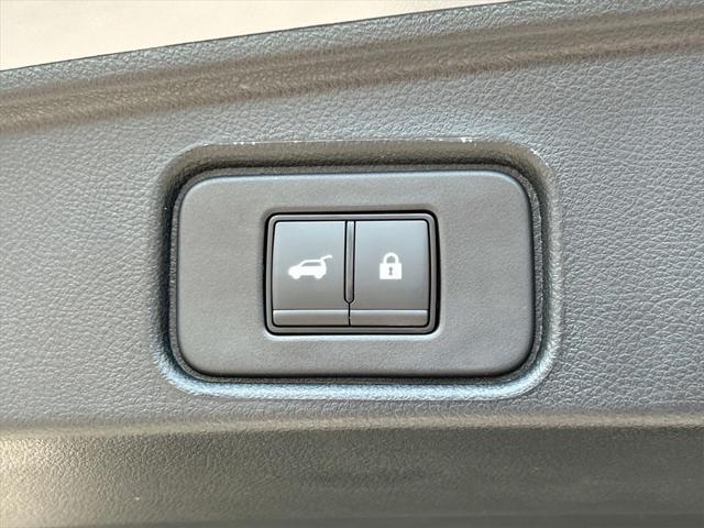 new 2025 Nissan Pathfinder car, priced at $48,894