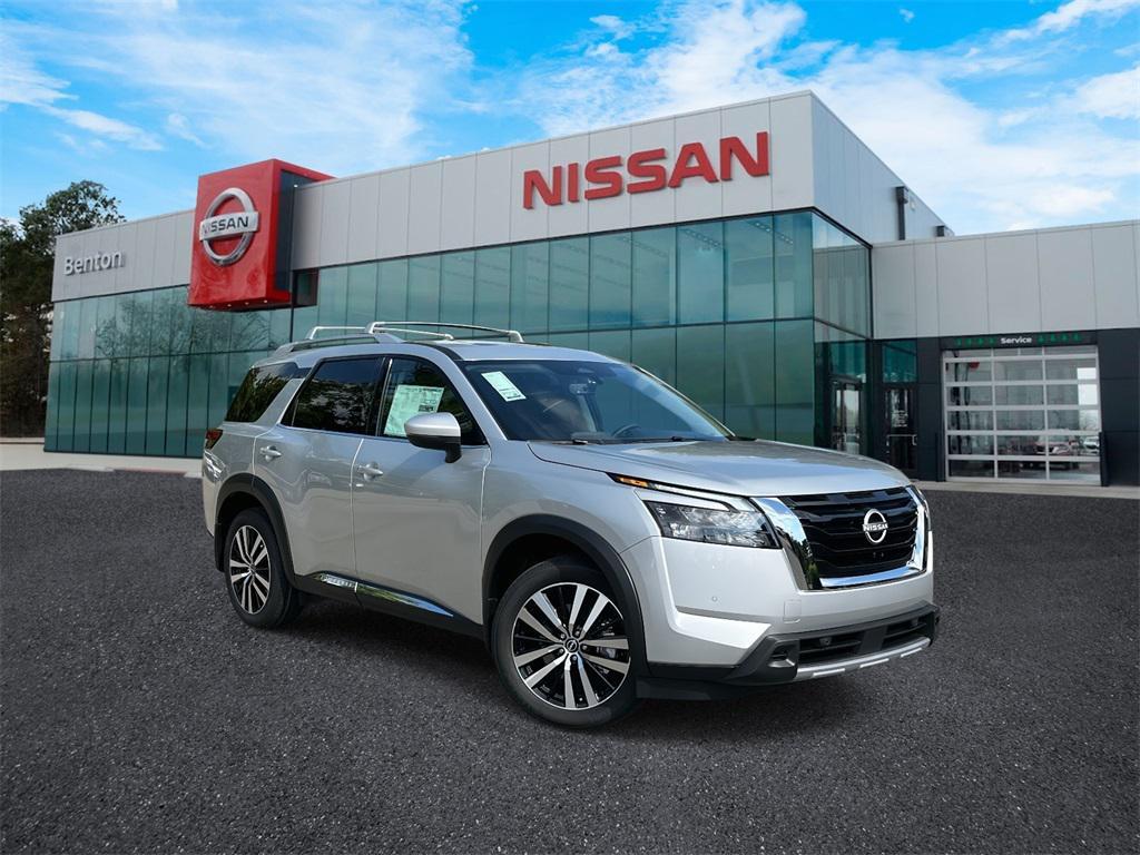 new 2025 Nissan Pathfinder car, priced at $47,795