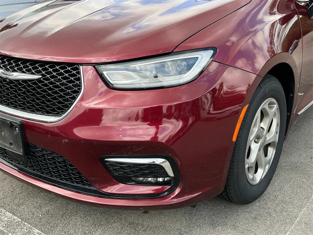 used 2023 Chrysler Pacifica car, priced at $28,000