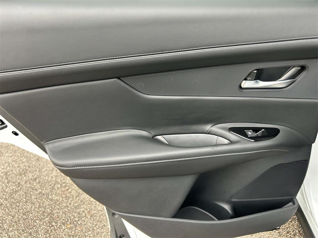 new 2025 Nissan Murano car, priced at $46,931