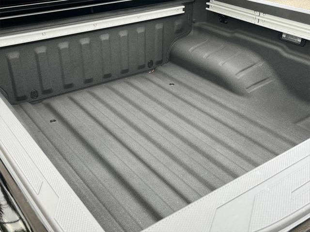 new 2025 Nissan Frontier car, priced at $43,120