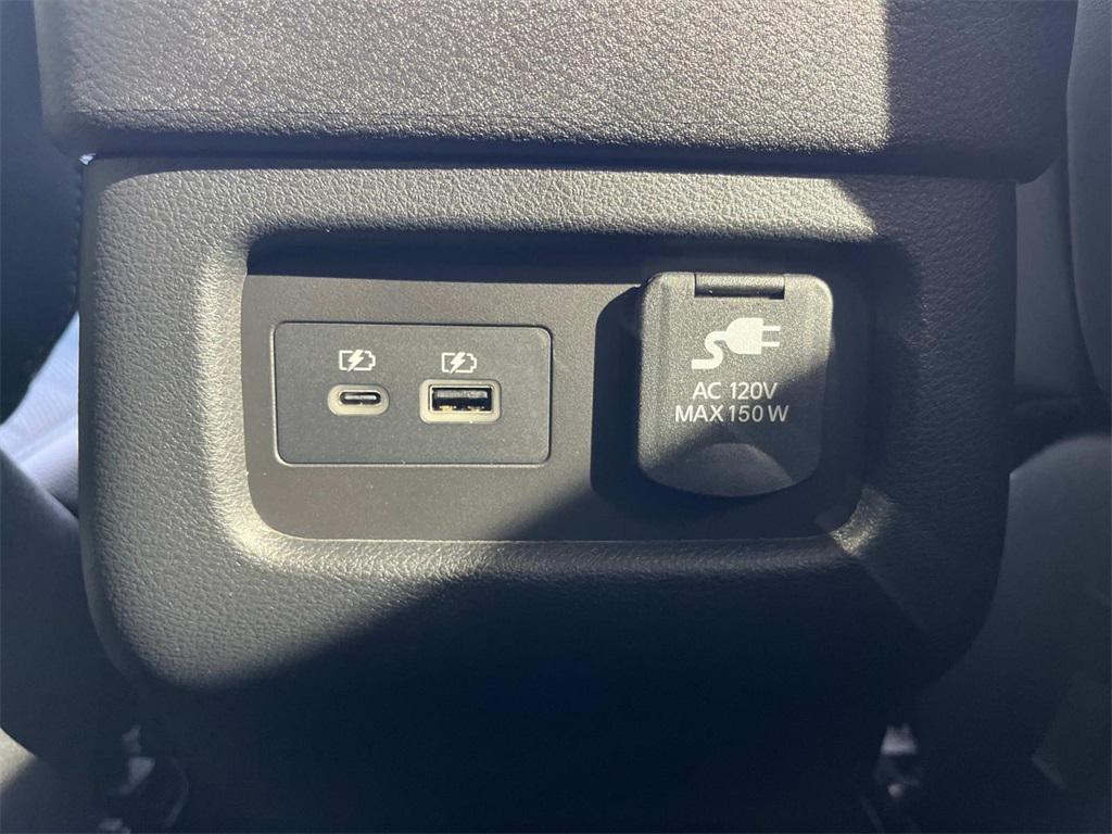 new 2025 Nissan Pathfinder car, priced at $41,291