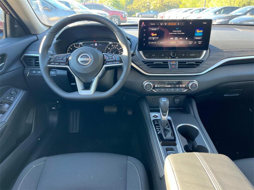 new 2025 Nissan Altima car, priced at $28,587