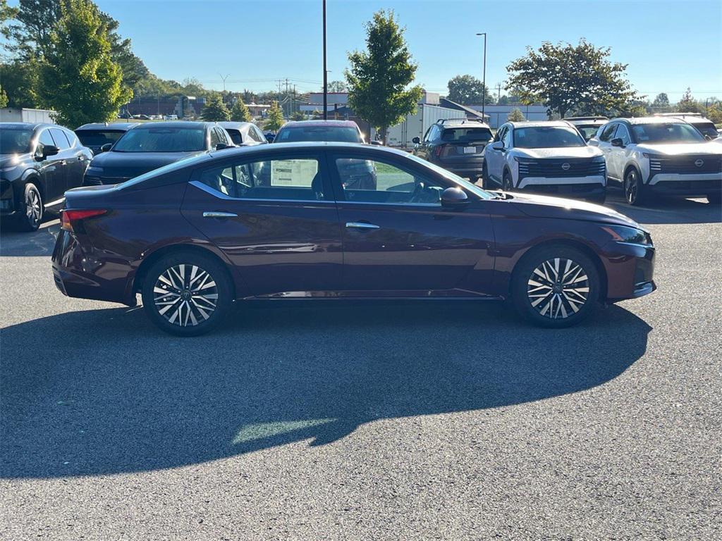 new 2025 Nissan Altima car, priced at $28,587